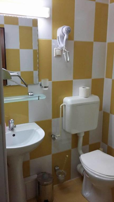 Motel Moara Veche Сэкэлэшени Экстерьер фото